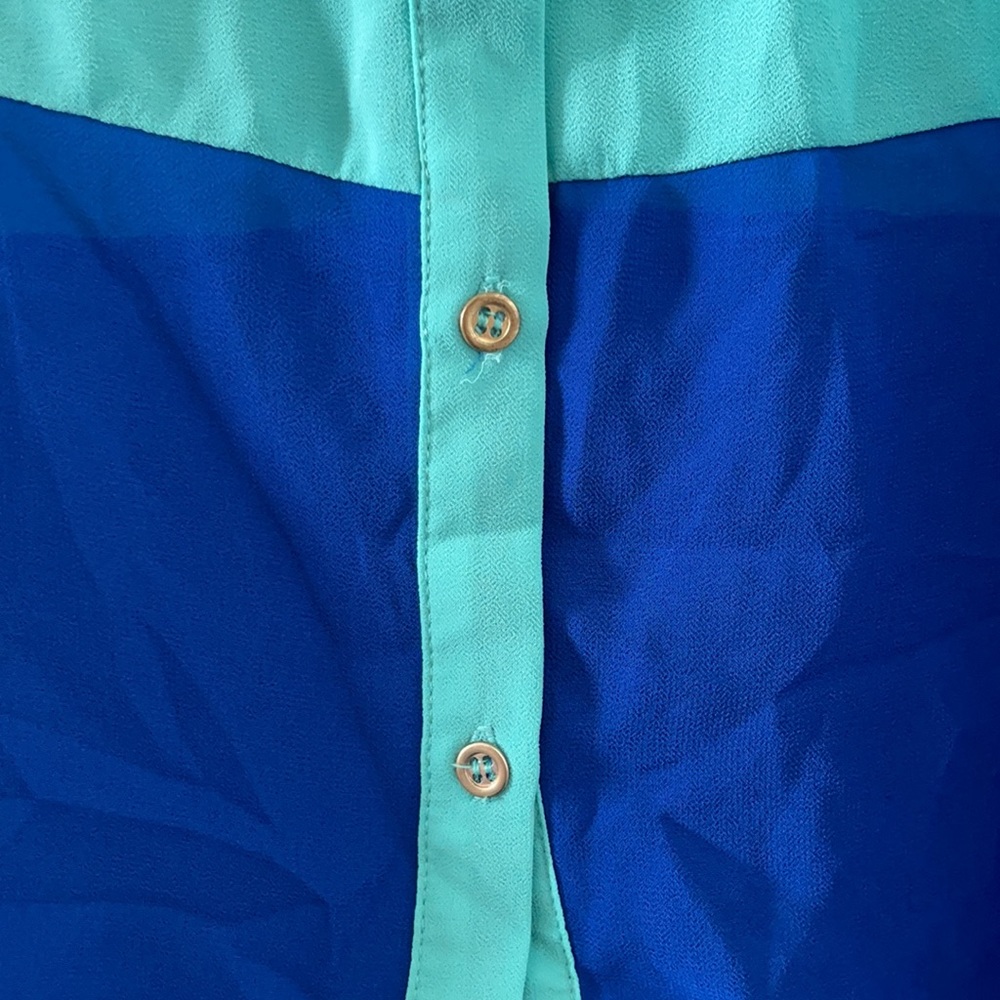 Forever 21 blue color-block blouse - NWT (Small) - Picture 3 of 7